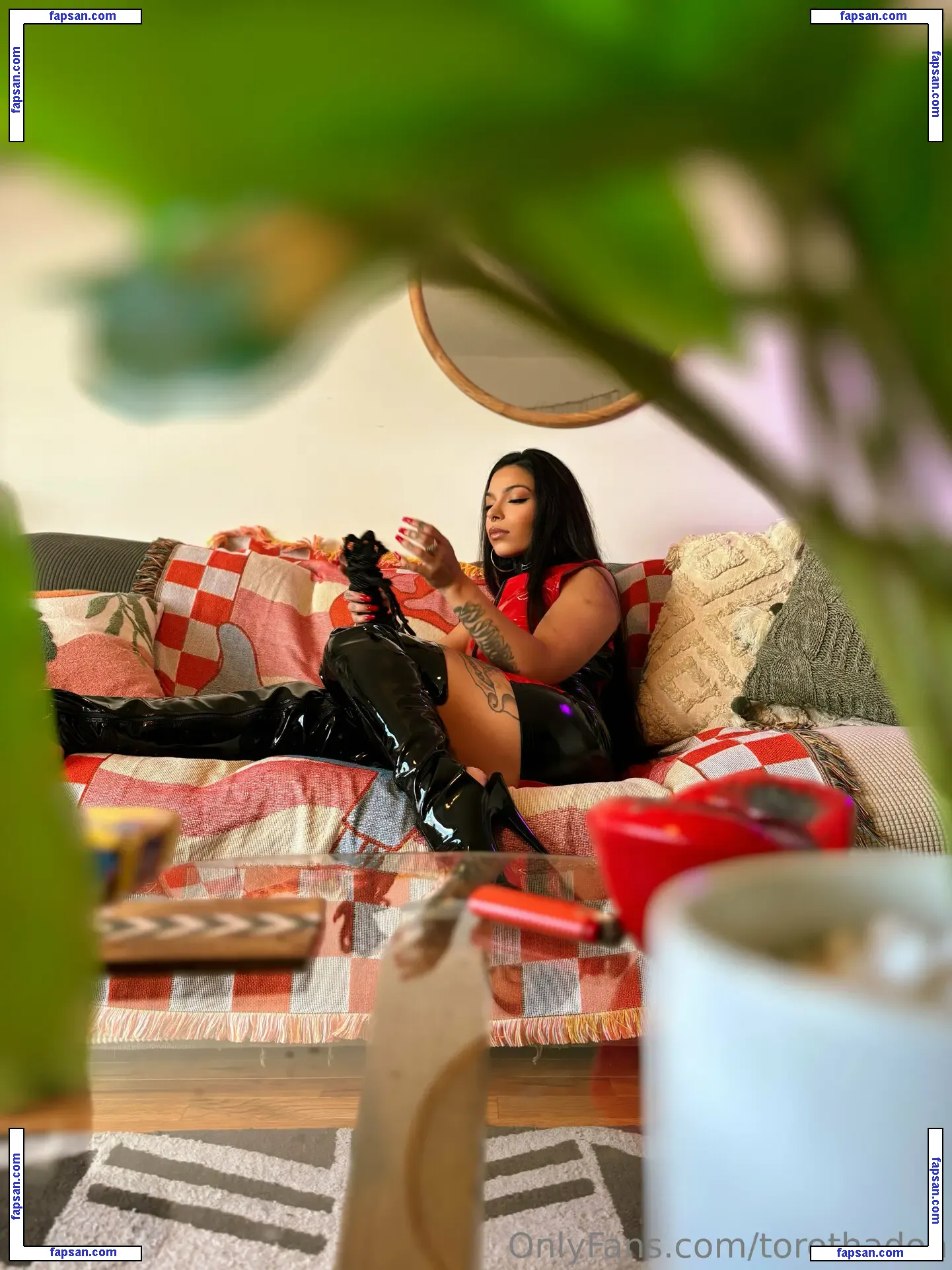 torothadon nude photo #0070 from OnlyFans