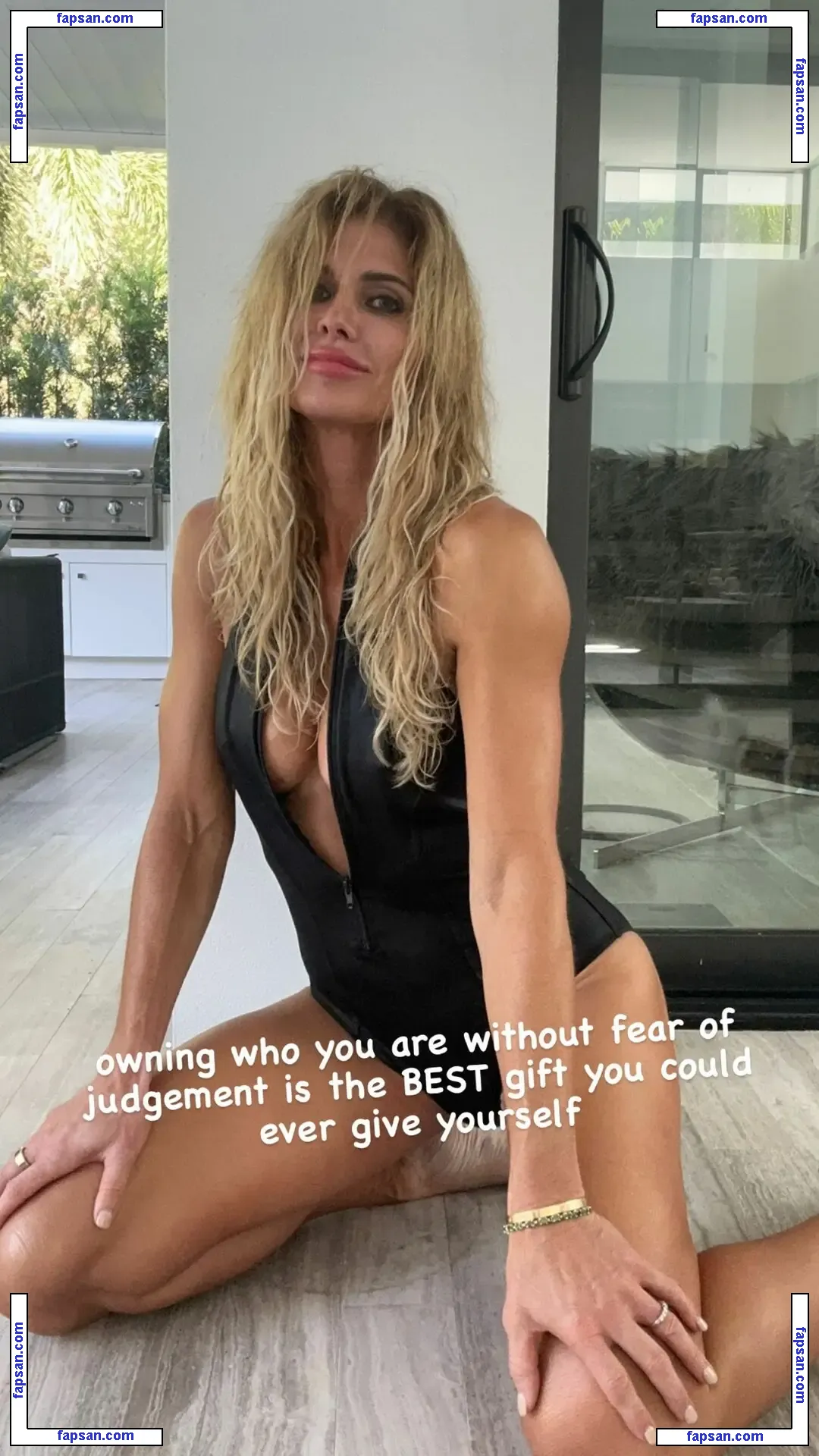 Torrie Wilson nude photo #0976 from OnlyFans