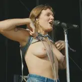 Tove Lo голая #0772