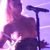 Tove Lo голая #0826