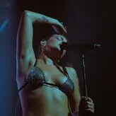 Tove Lo голая #0939