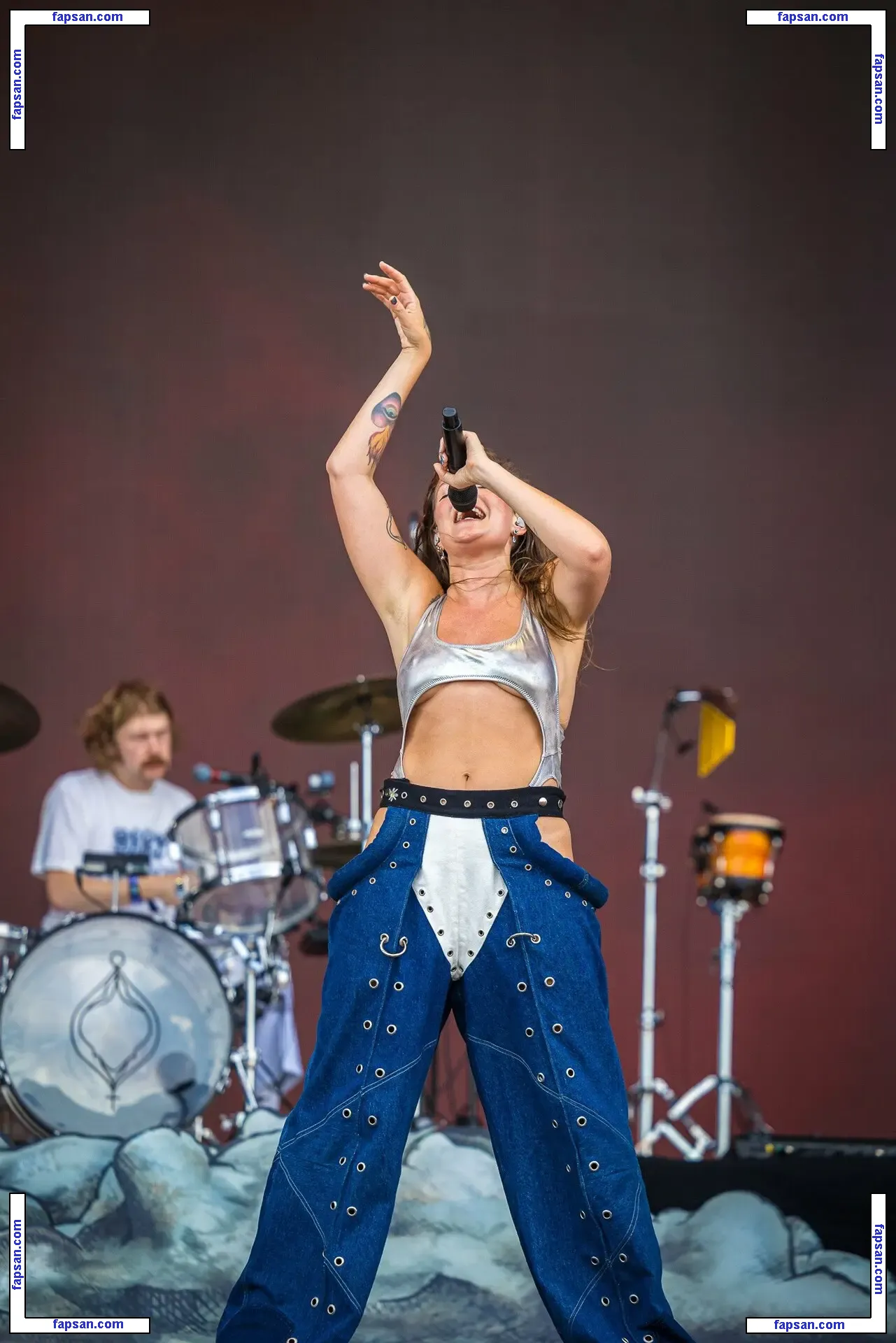 Tove Lo голая фото #1005 с Онлифанс