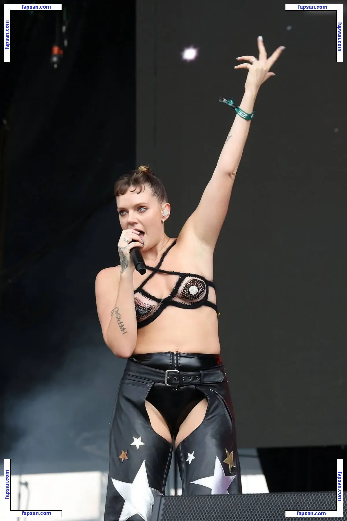 Tove Lo nude photo #1119 from OnlyFans