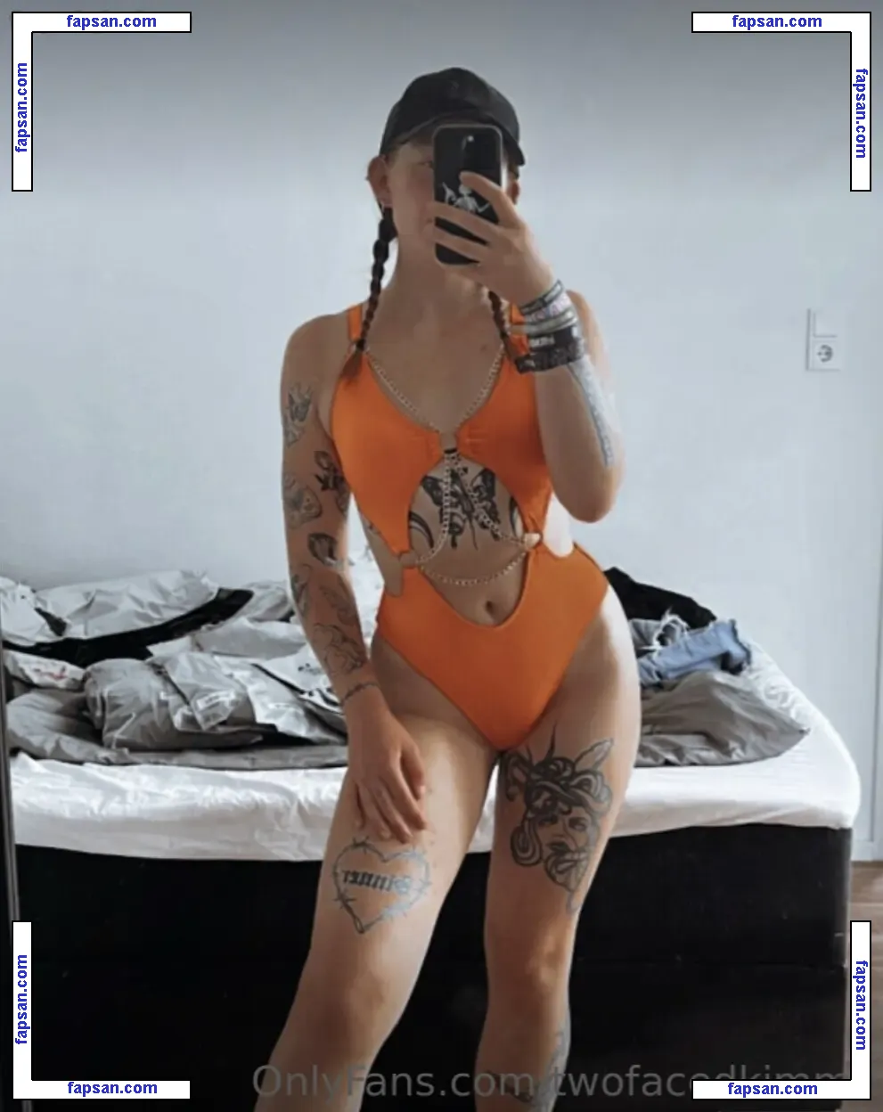 Towfacedkimmy nude photo #0039 from OnlyFans