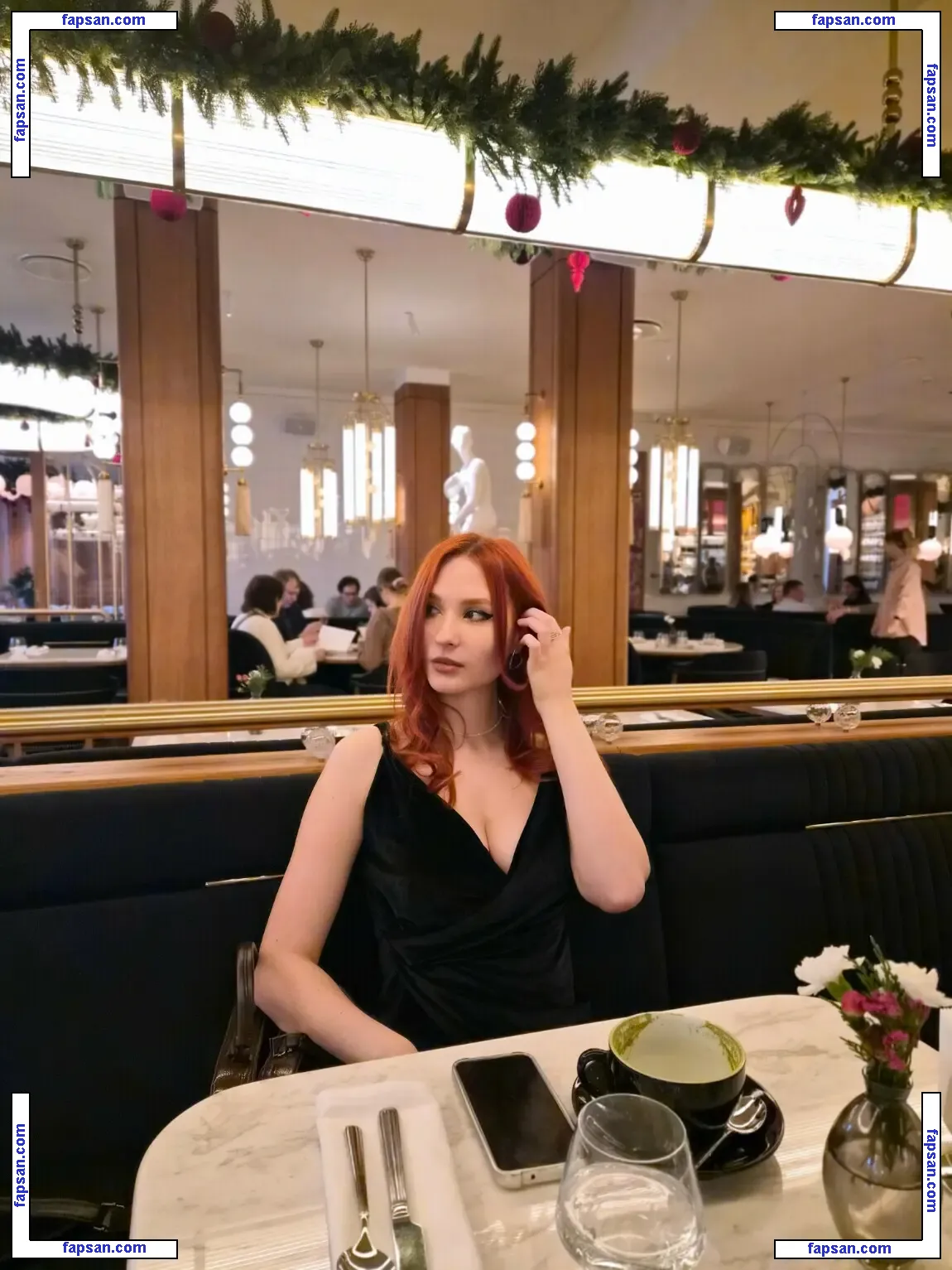 ToxieFoxy nude photo #0009 from OnlyFans