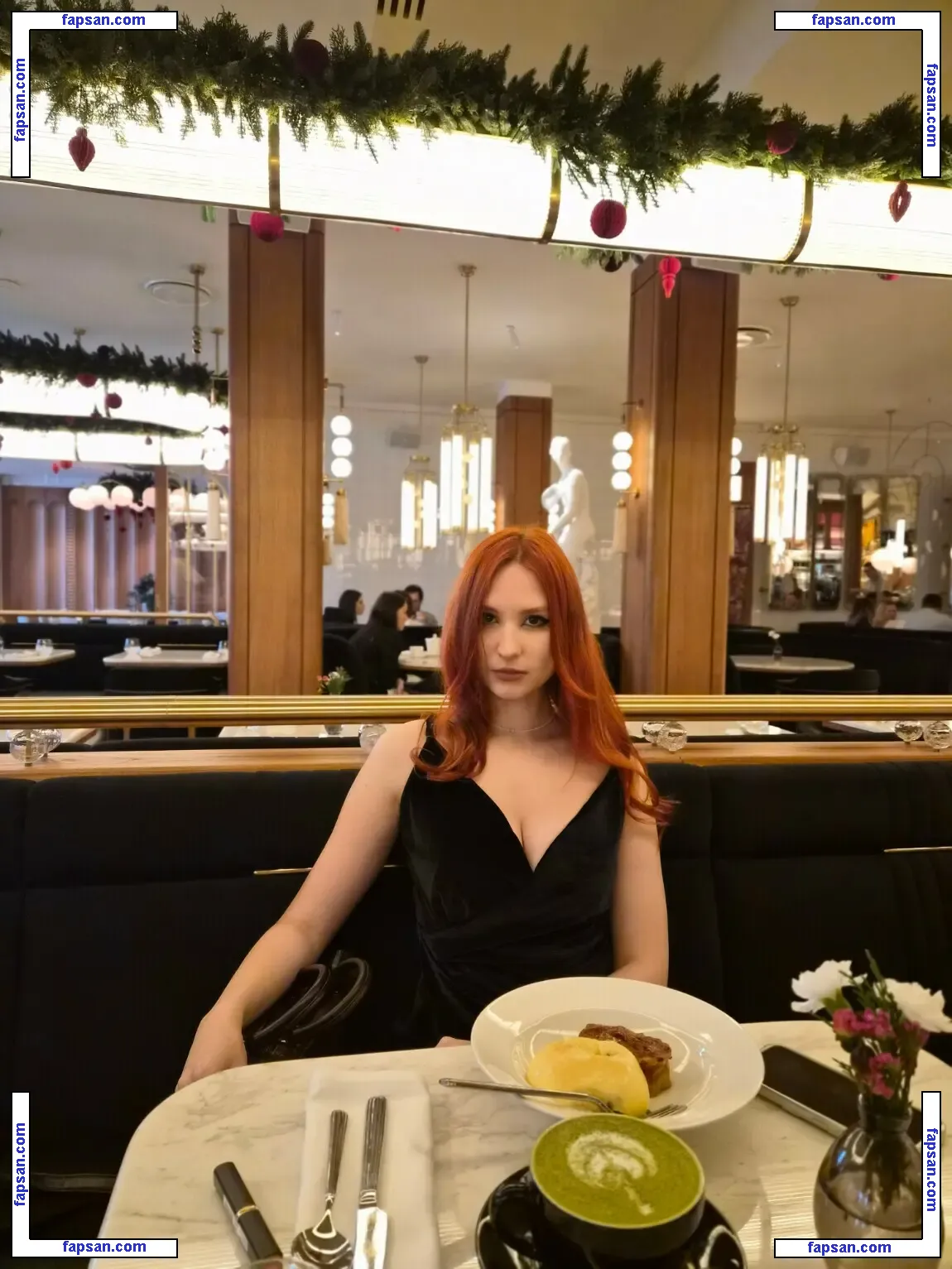 ToxieFoxy nude photo #0024 from OnlyFans