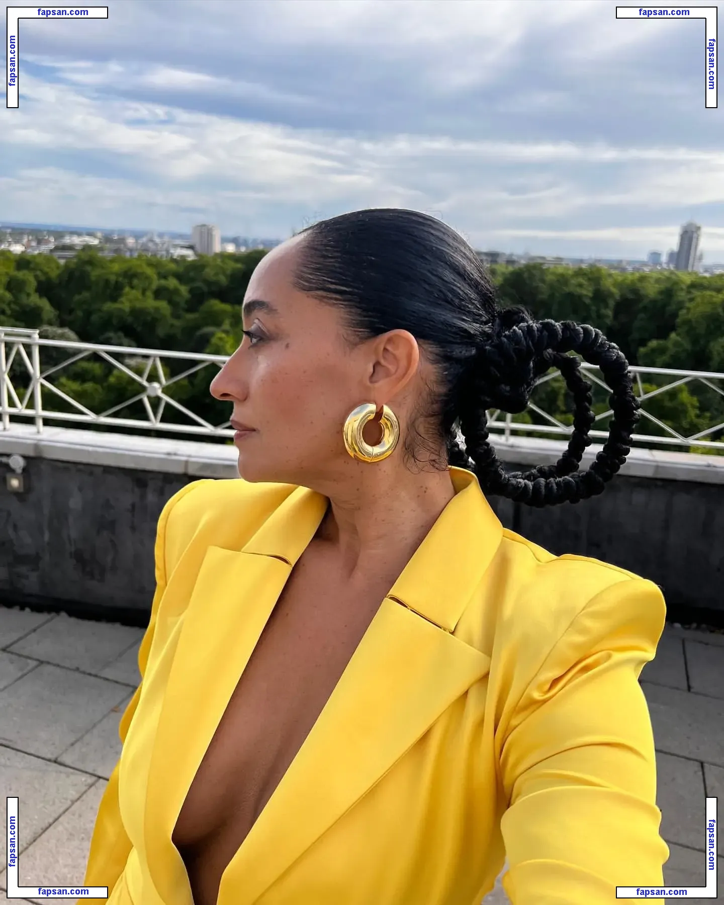 Tracee Ellis Ross nude photo #0093 from OnlyFans