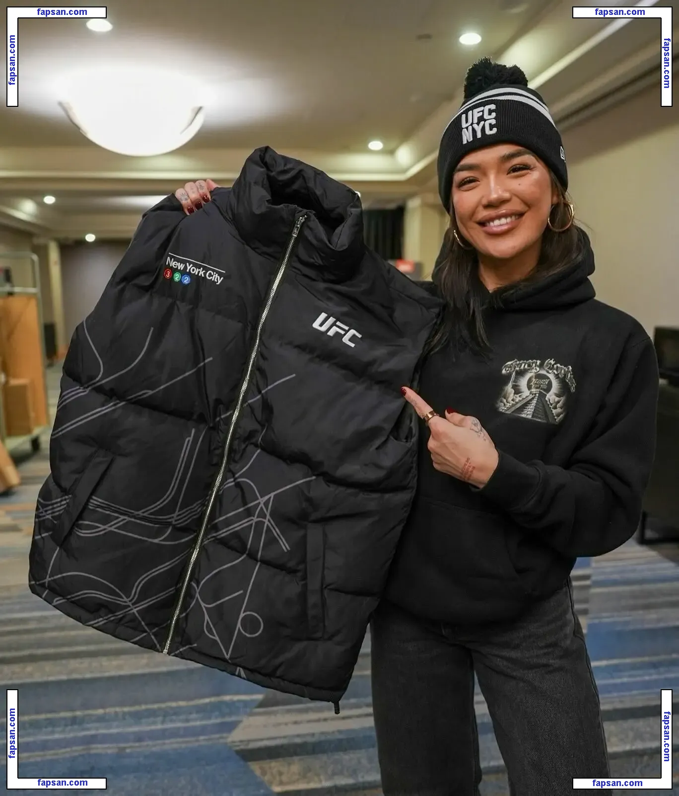 Tracy Cortez голая фото #0042 с Онлифанс