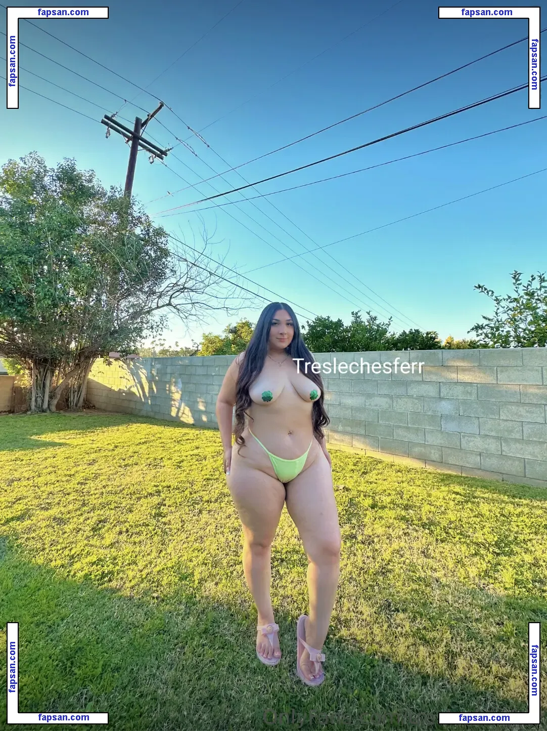 treslechesferr nude photo #0022 from OnlyFans