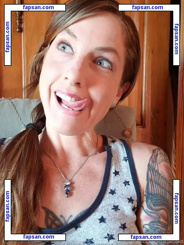 Tricia Oaks nude photo #0039 from OnlyFans