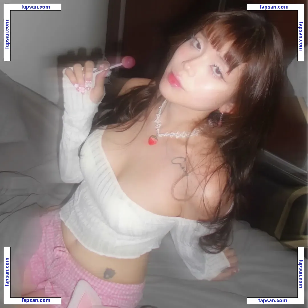 tripppollen nude photo #0027 from OnlyFans