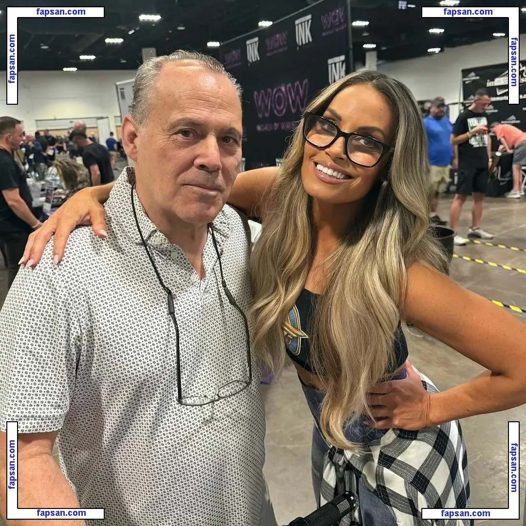 Trish Stratus голая фото #1187 с Онлифанс