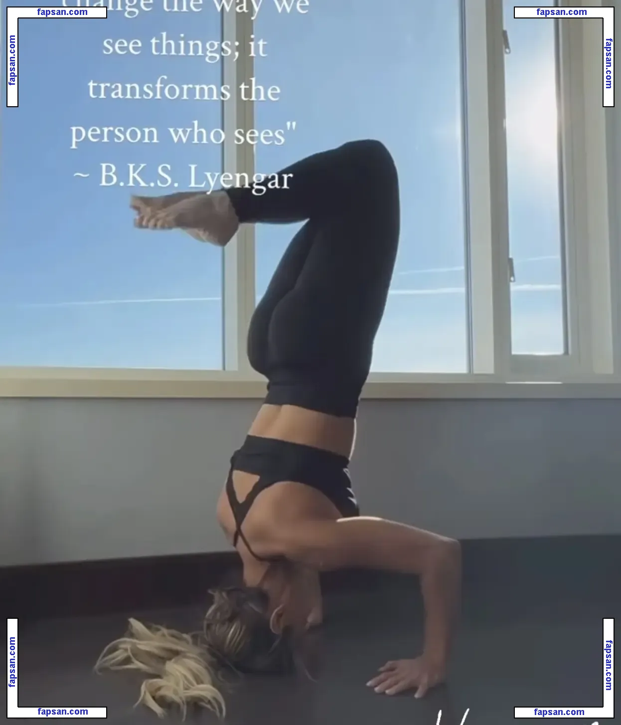 Trish Stratus голая фото #1289 с Онлифанс