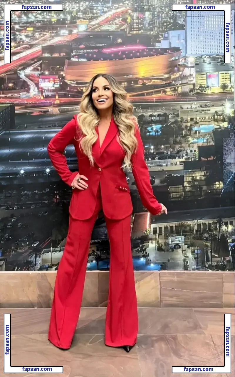 Trish Stratus голая фото #1303 с Онлифанс