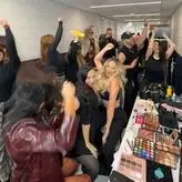 Trish Stratus голая #1300