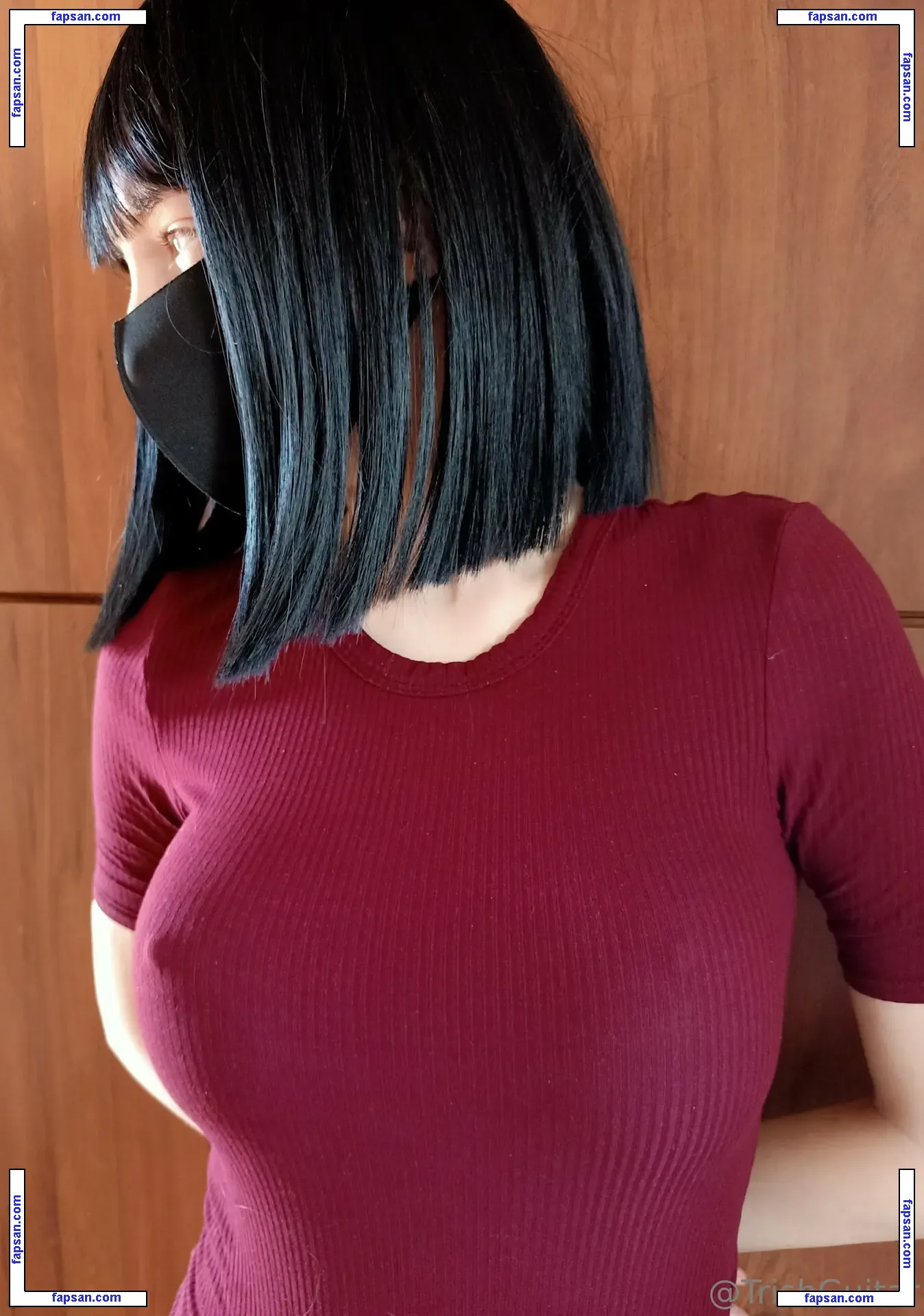 trishguitar nude photo #0004 from OnlyFans