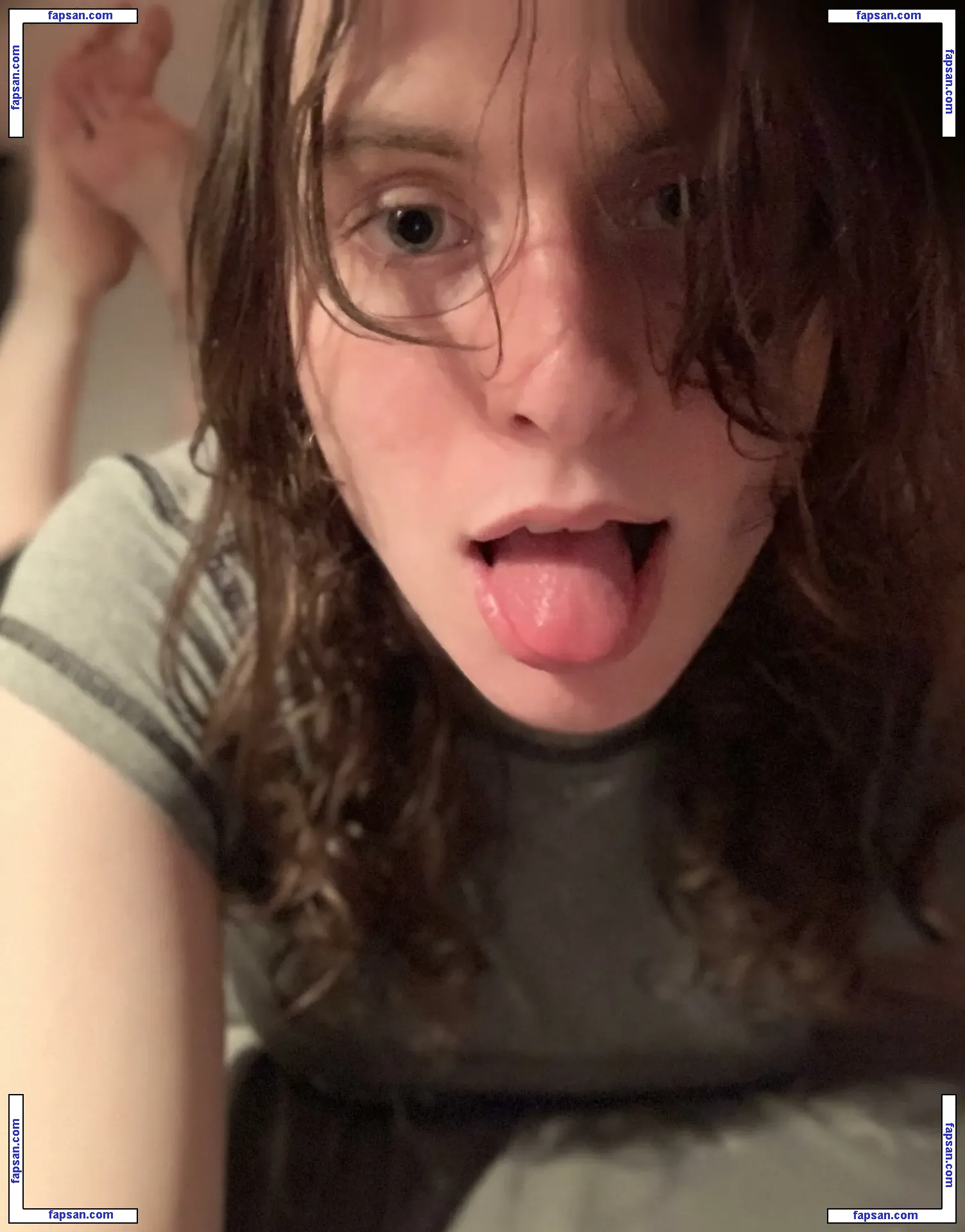 Ts Emilystone nude photo #0002 from OnlyFans