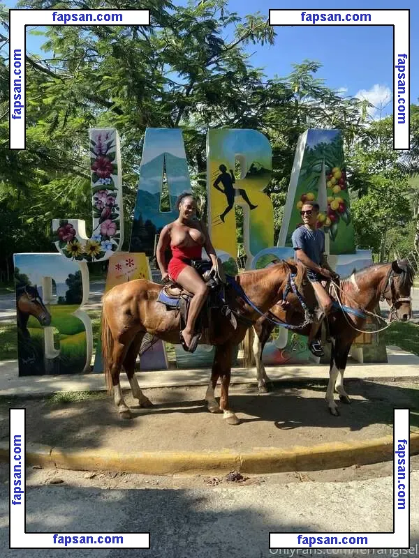 Ts Gisel Ferrari nude photo #0009 from OnlyFans