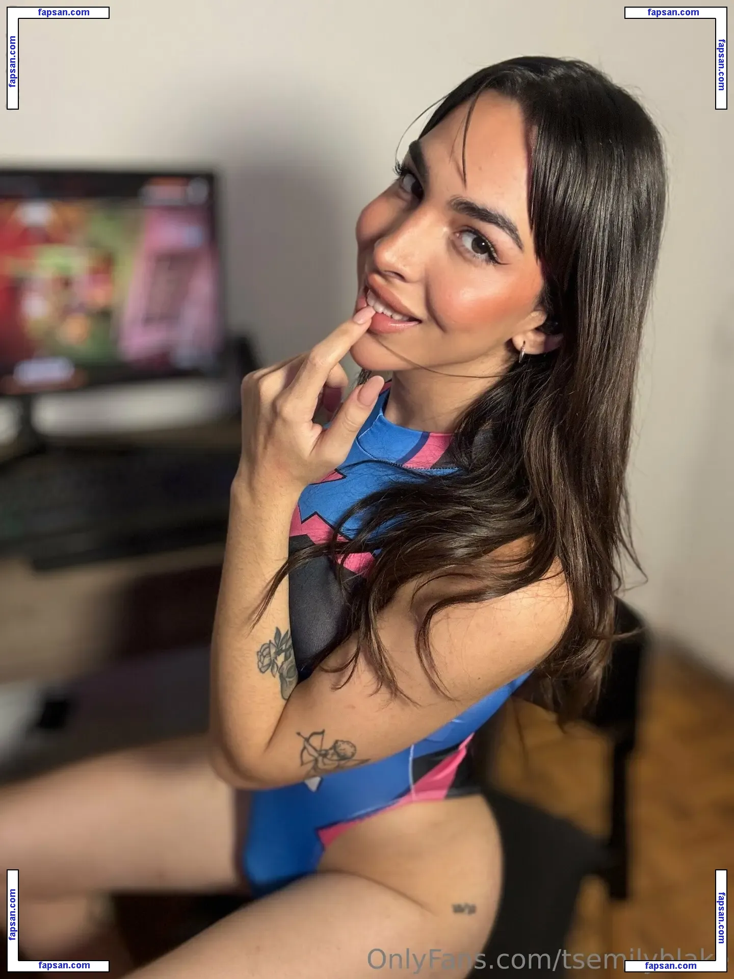 tsemilyblake nude photo #0002 from OnlyFans