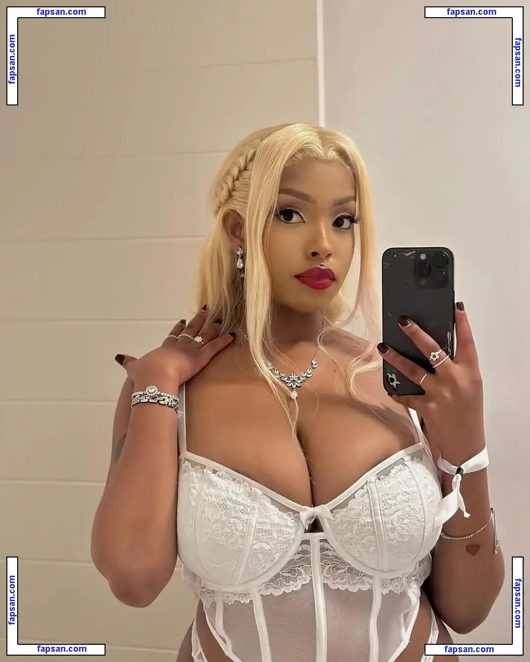 Tsholo Teebaby nude photo #0005 from OnlyFans