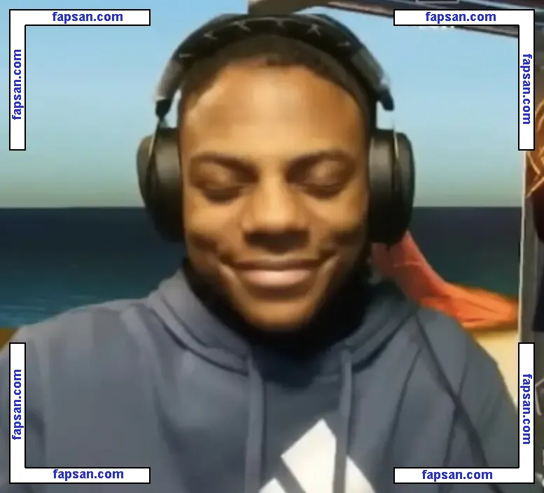 Tslunabae голая фото #0002 с Онлифанс