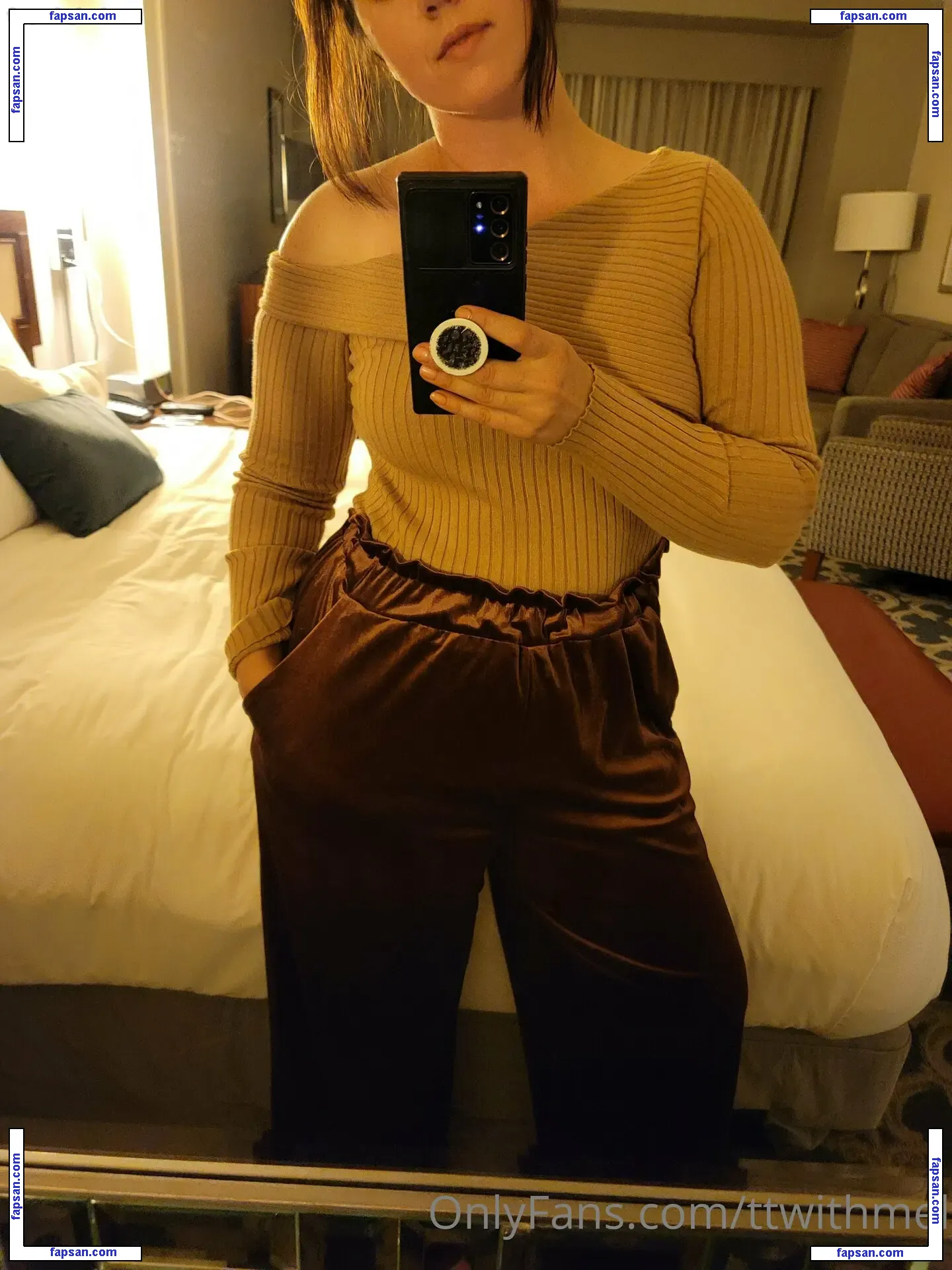 ttwithmel nude photo #0004 from OnlyFans