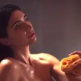 Tuba Buyukustun голая #0005