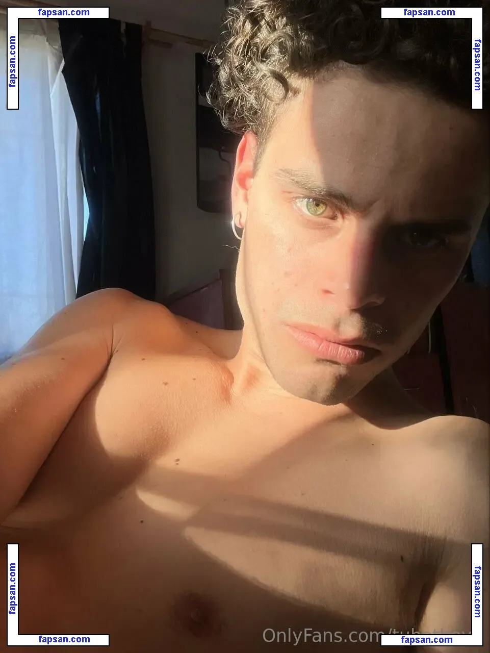 tuhotboy1 nude photo #0016 from OnlyFans