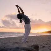 Tulsi Gabbard голая #0016