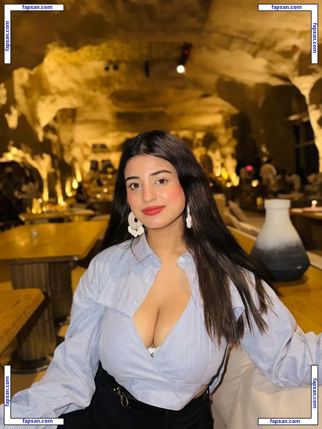 Tushikha Goswami голая фото #0023 с Онлифанс