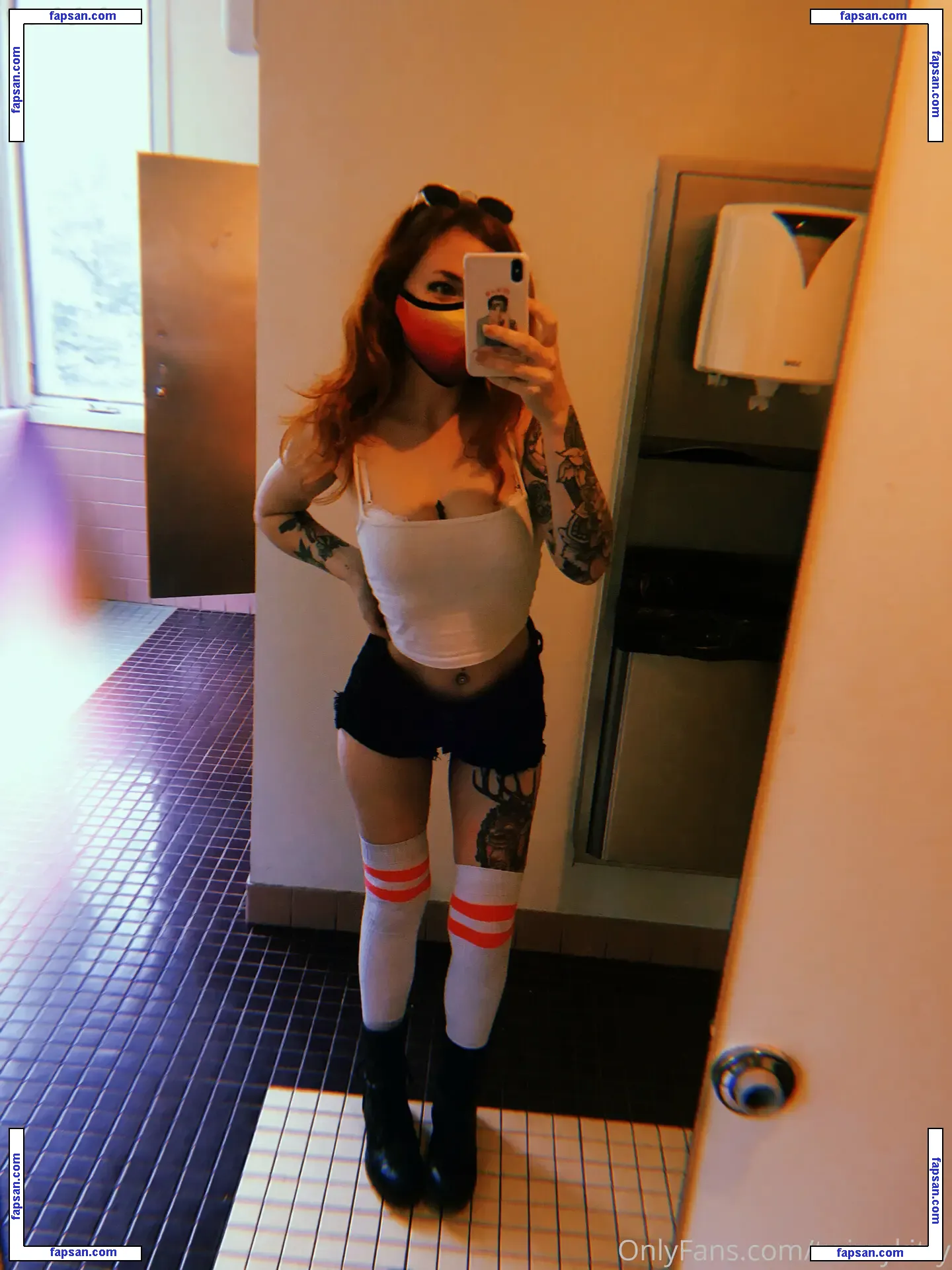 twizzykitty nude photo #0004 from OnlyFans