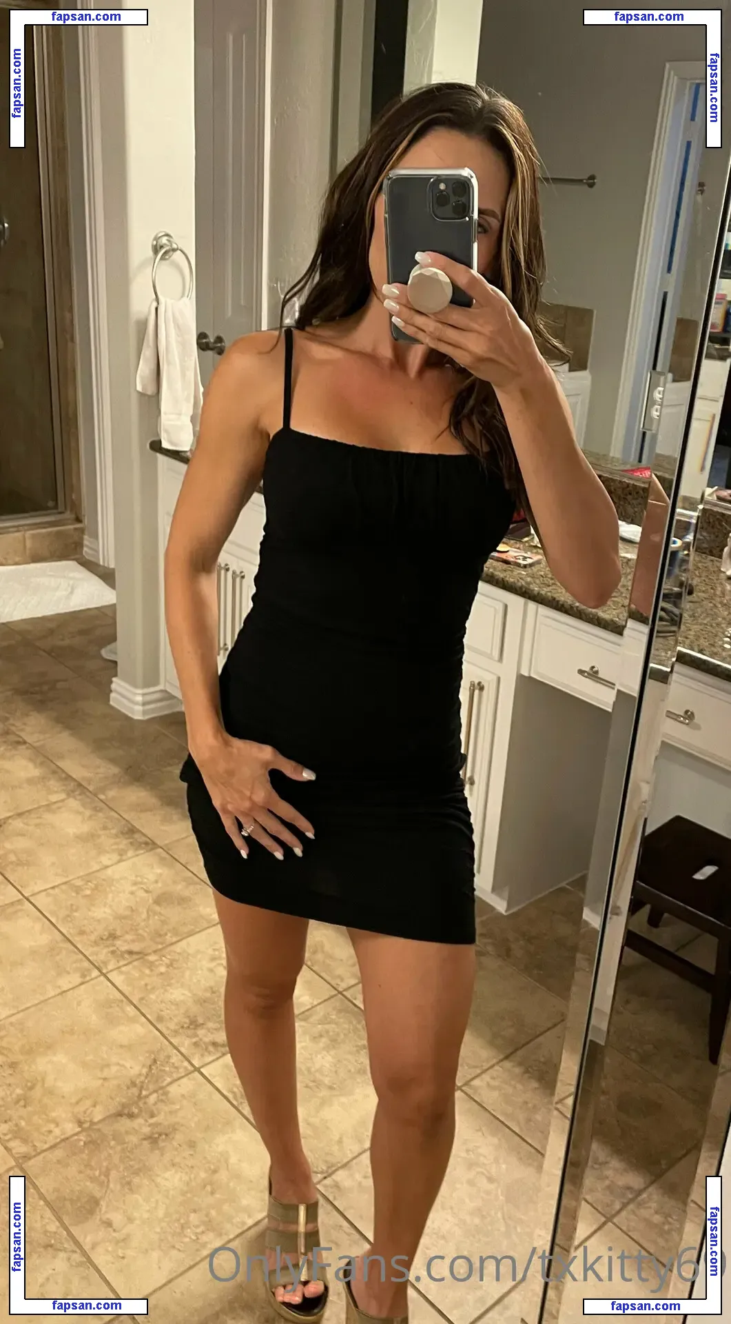 Txkitty69 nude photo #0123 from OnlyFans