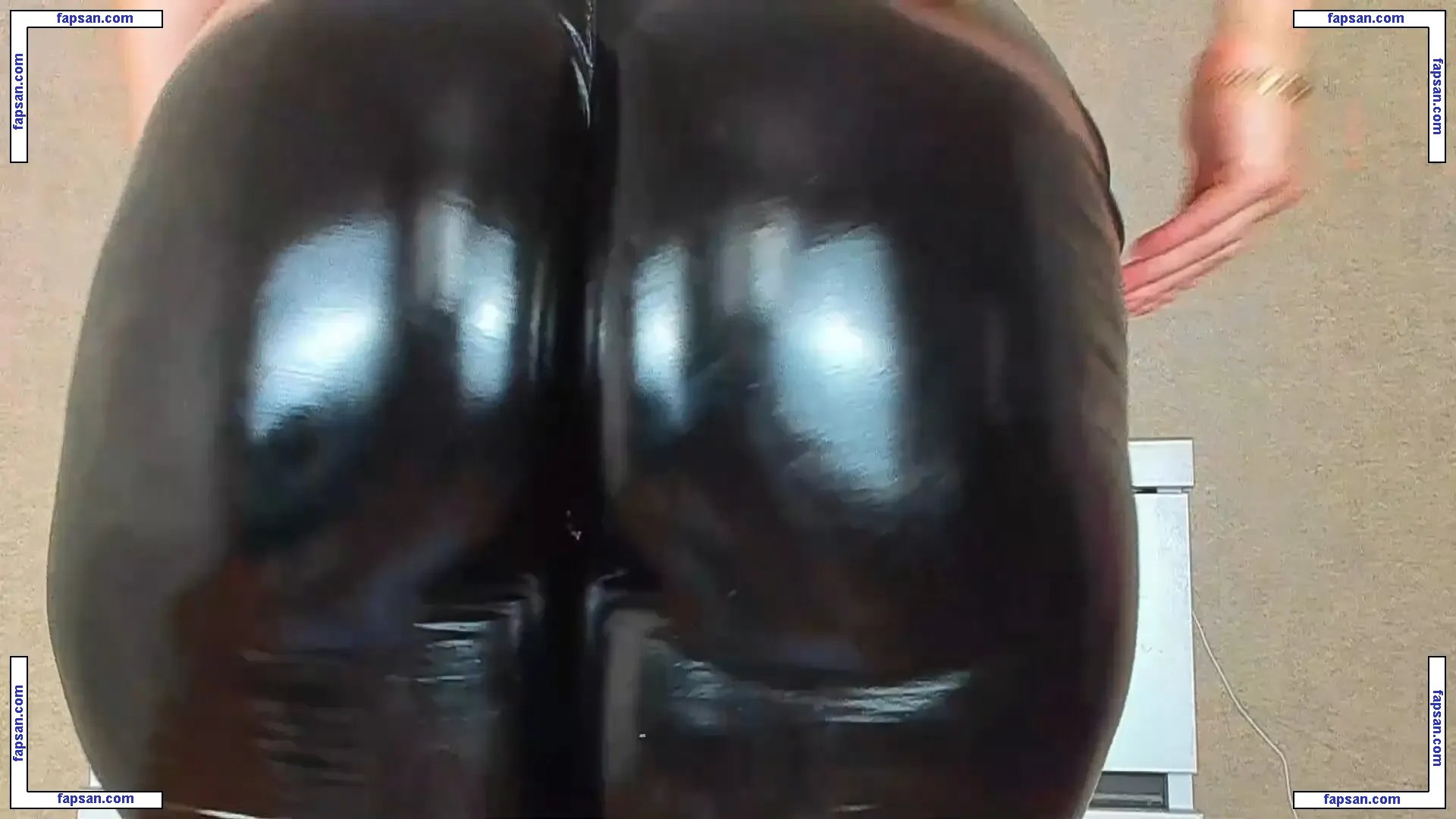 Tykit_a голая фото #0058 с Онлифанс