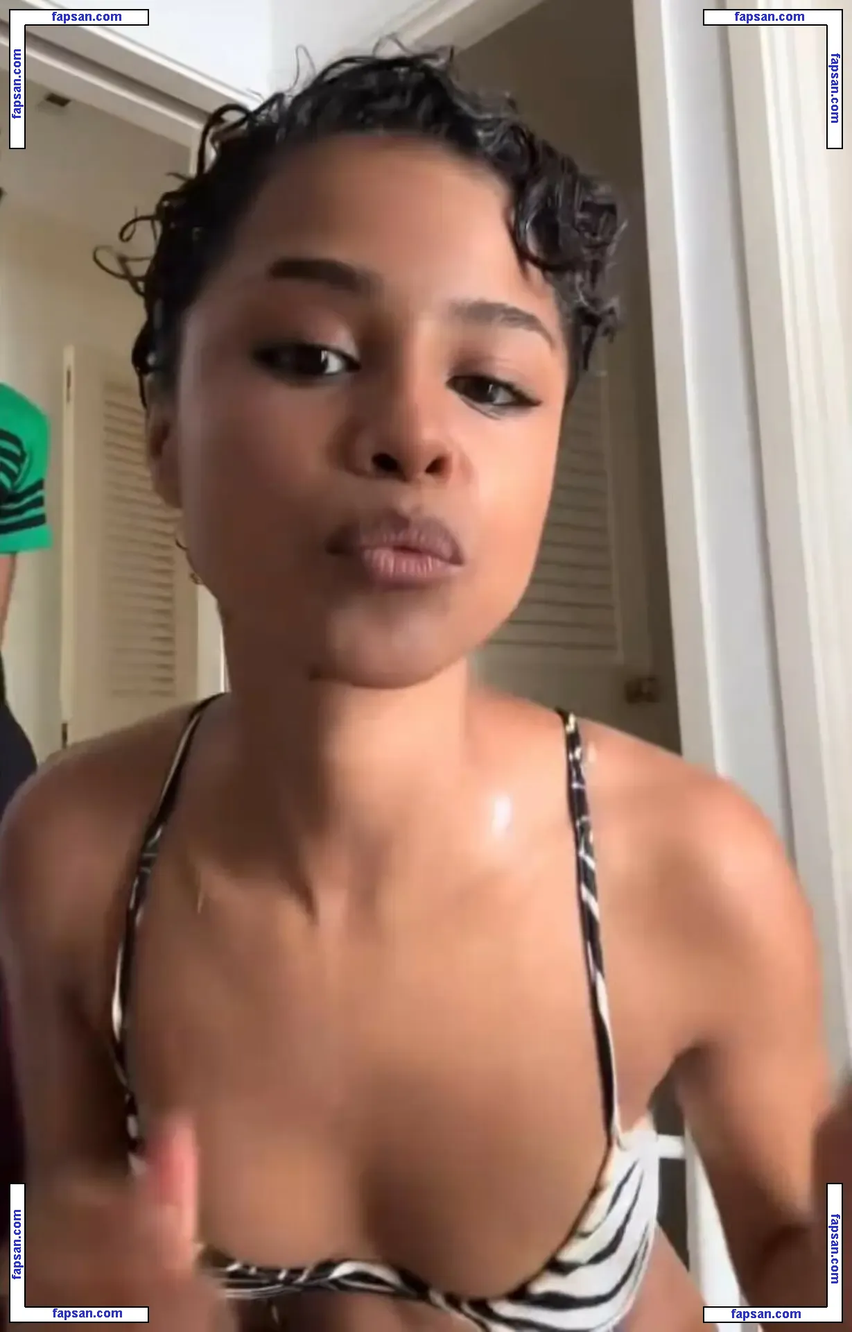 Tyla nude photo #0319 from OnlyFans