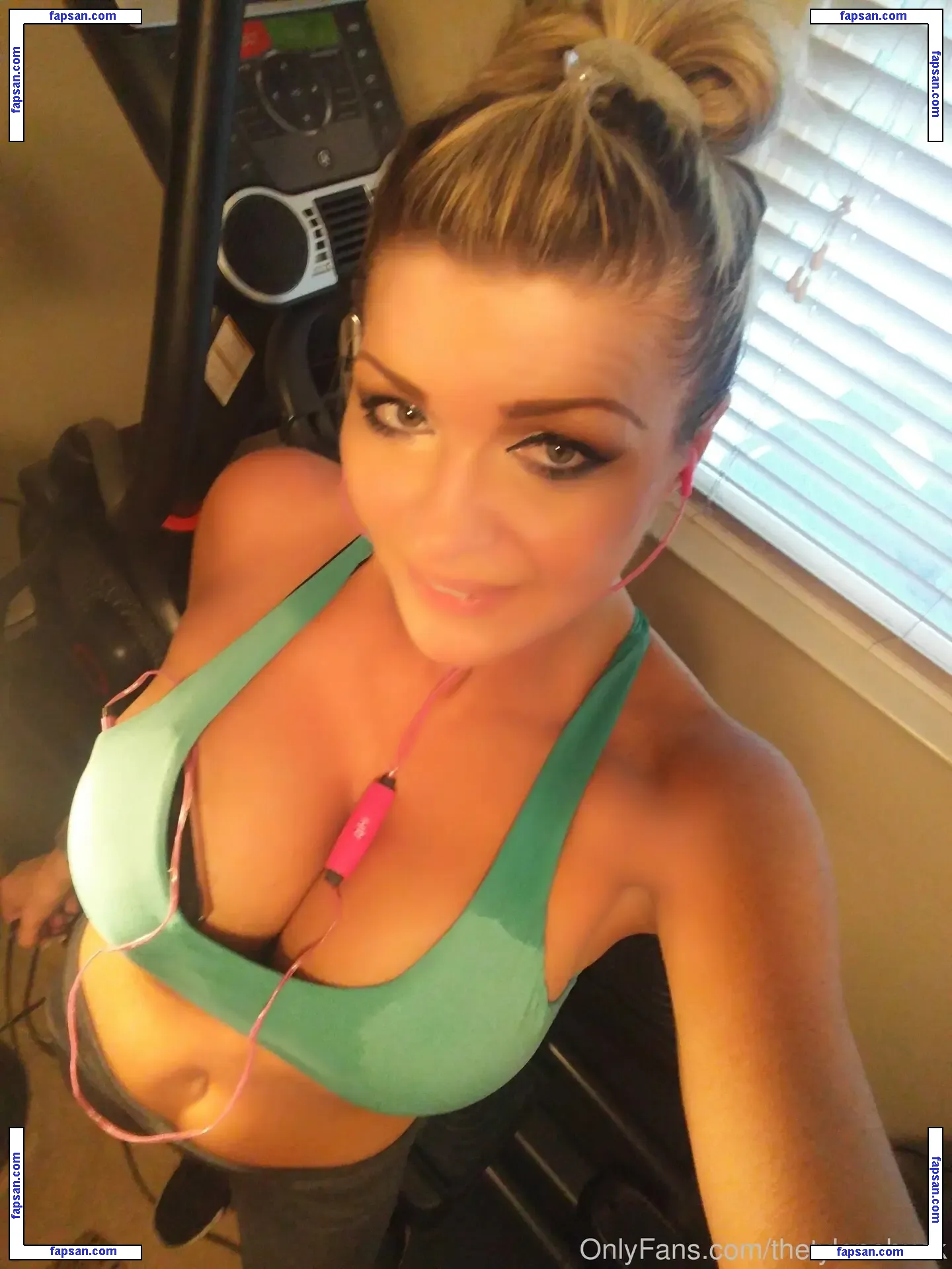Tylene Buck nude photo #0327 from OnlyFans