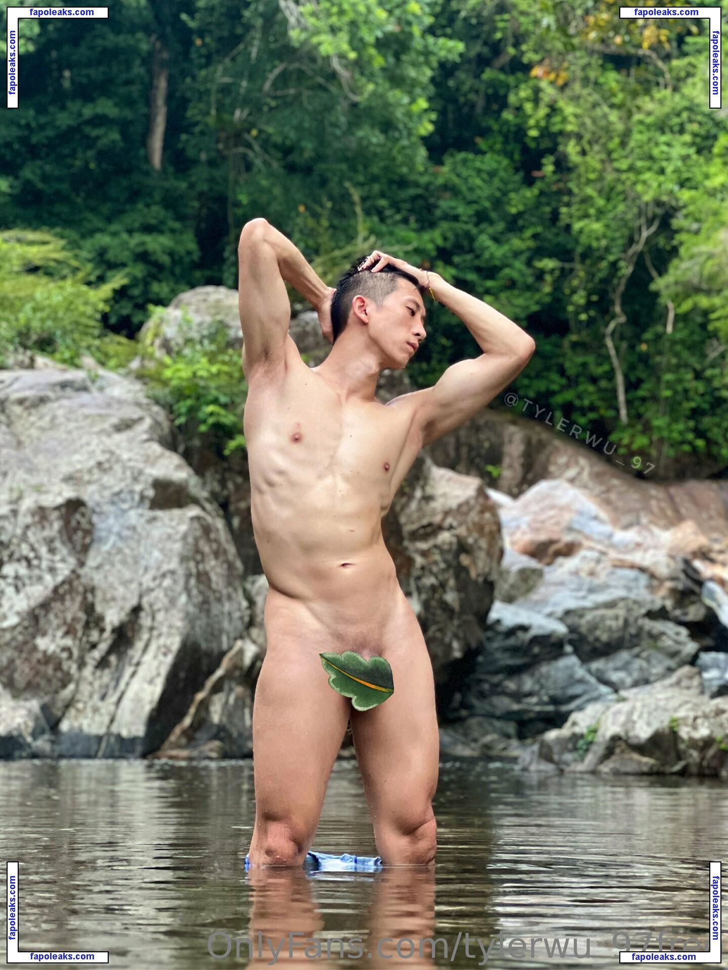 tylerwu_97free / tyler.wuhoo nude photo #0035 from OnlyFans