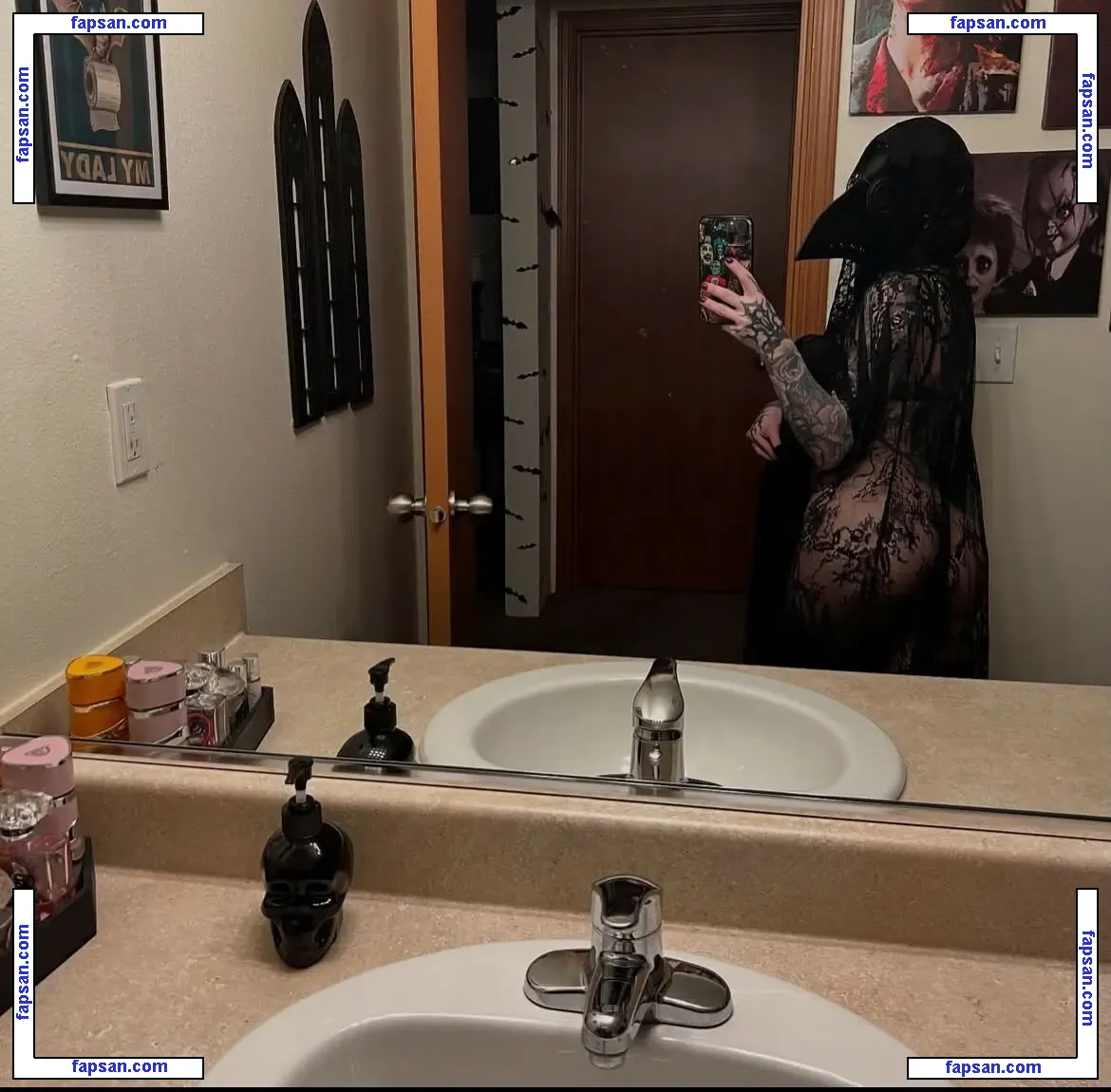 Tyniquewebster голая фото #0016 с Онлифанс