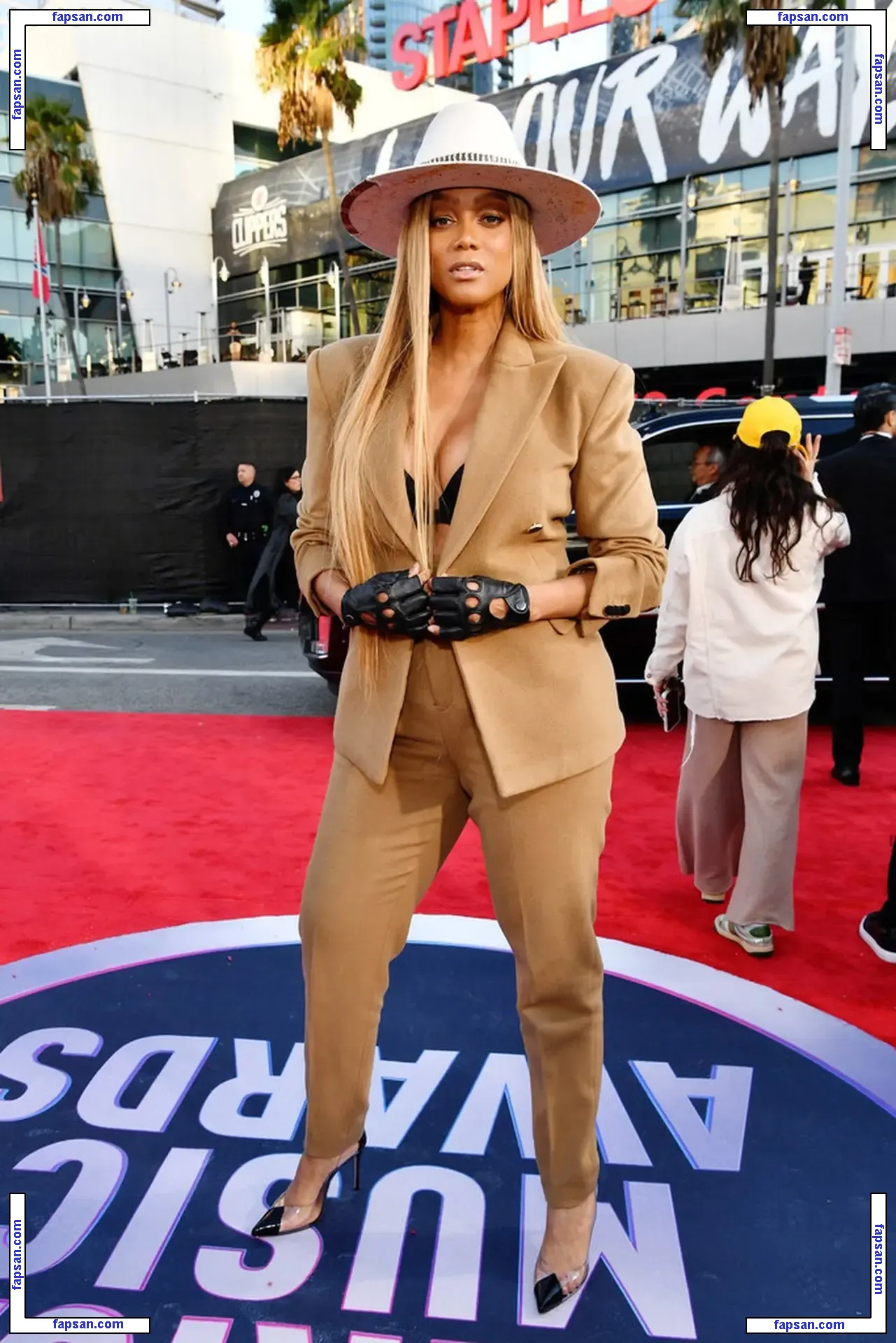 Tyra Banks nude photo #0306 from OnlyFans