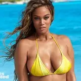 Tyra Banks голая #0240