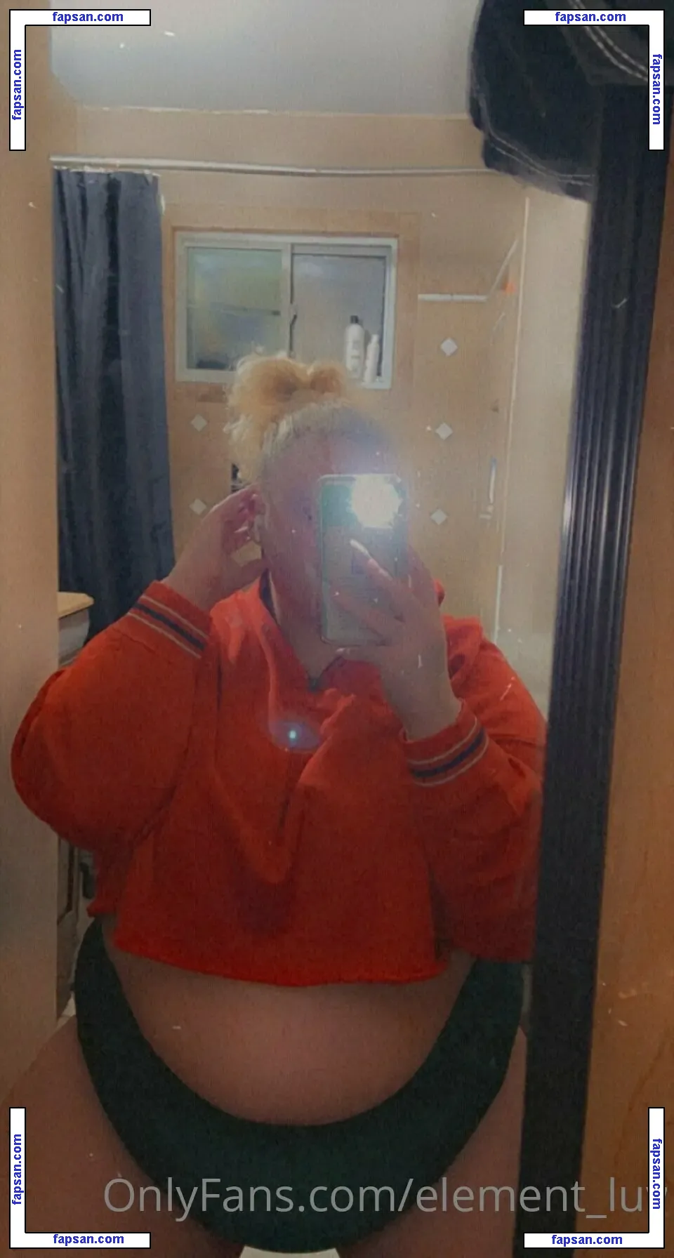 u13939103qe nude photo #0012 from OnlyFans