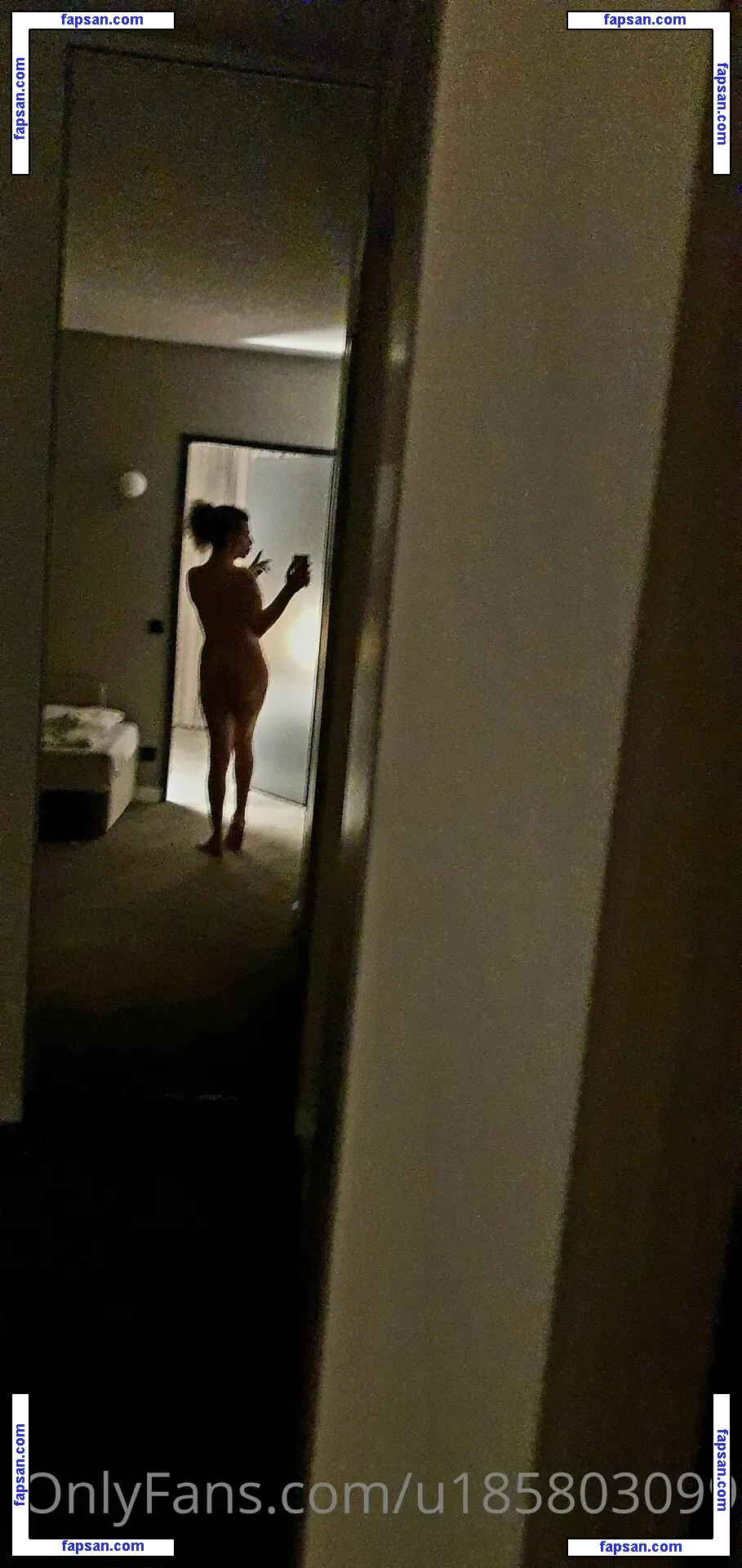 u185803099 nude photo #0024 from OnlyFans