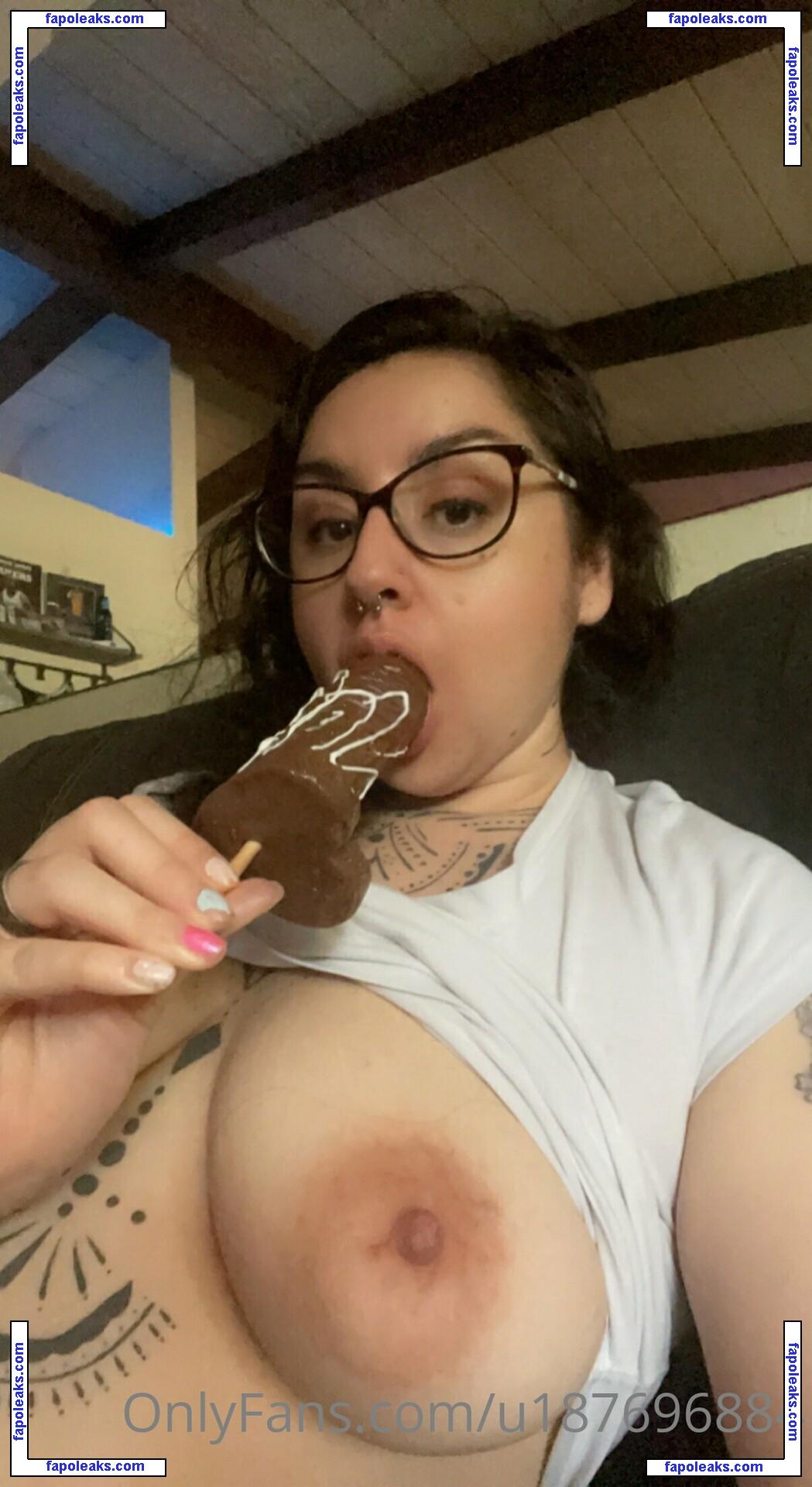 u187696884 / elittle326 nude photo #0002 from OnlyFans