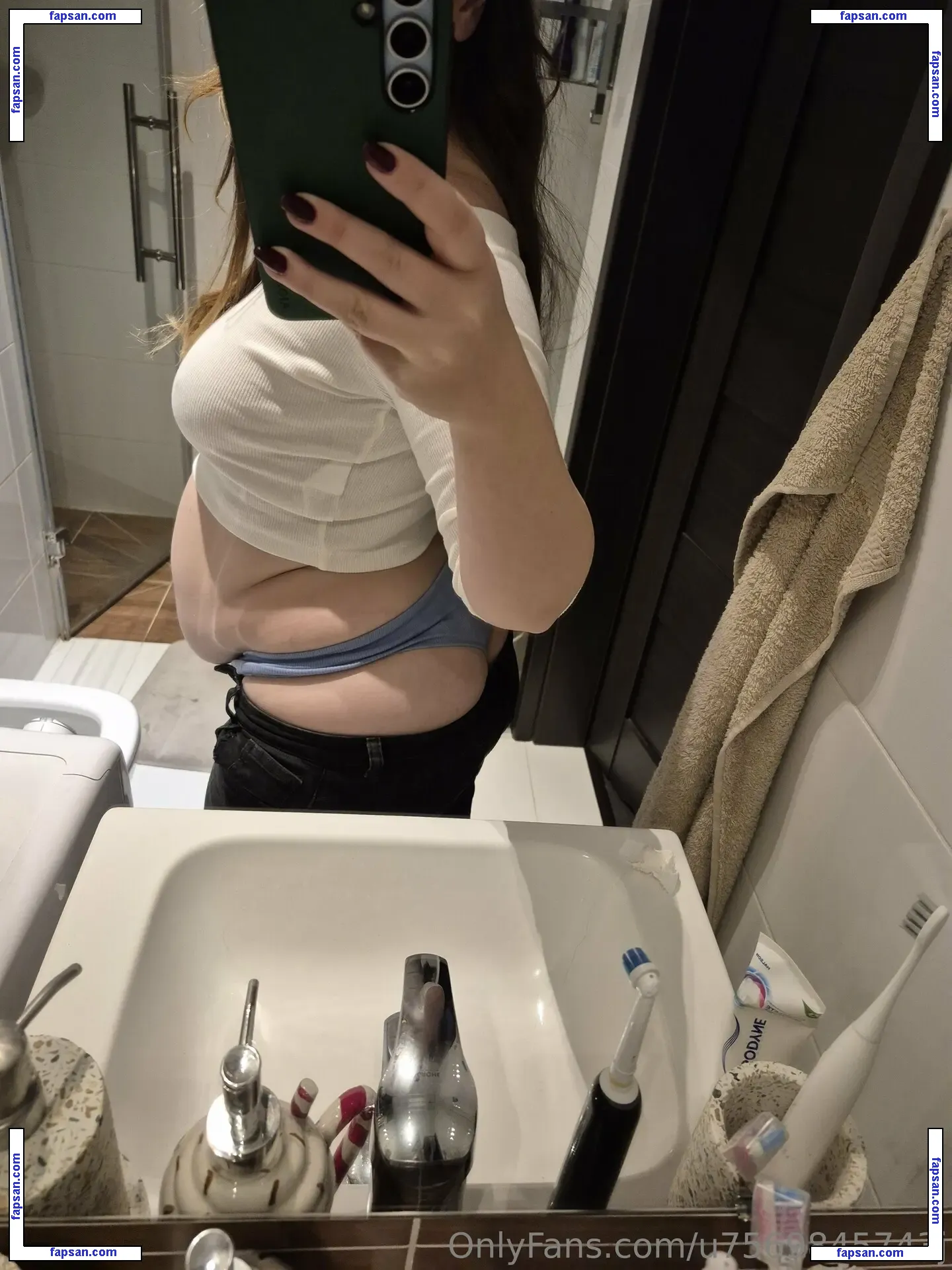 u7562235743j nude photo #0008 from OnlyFans