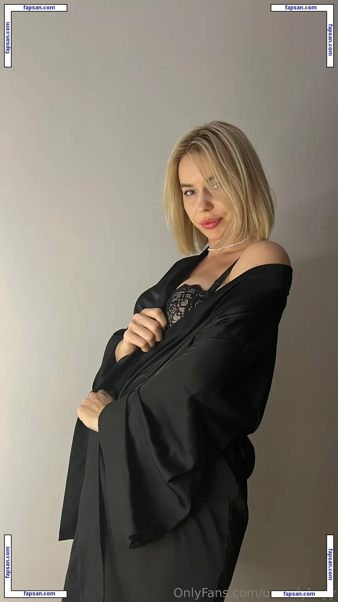uamelykayy nude photo #0041 from OnlyFans