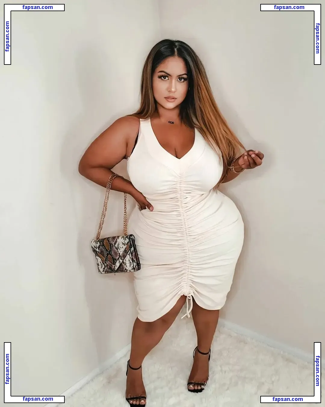 Uilani Babe голая фото #0011 с Онлифанс