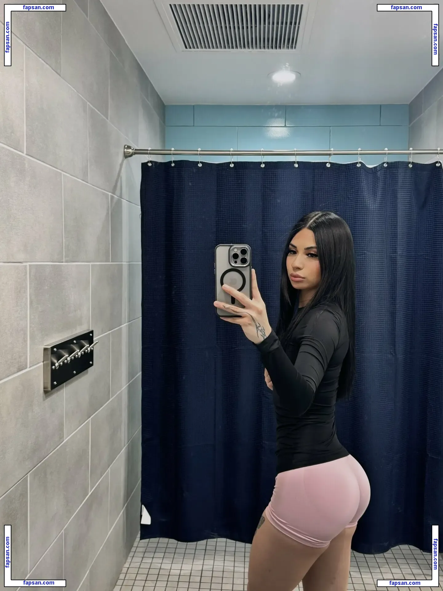 Uknownsirennn голая фото #0004 с Онлифанс