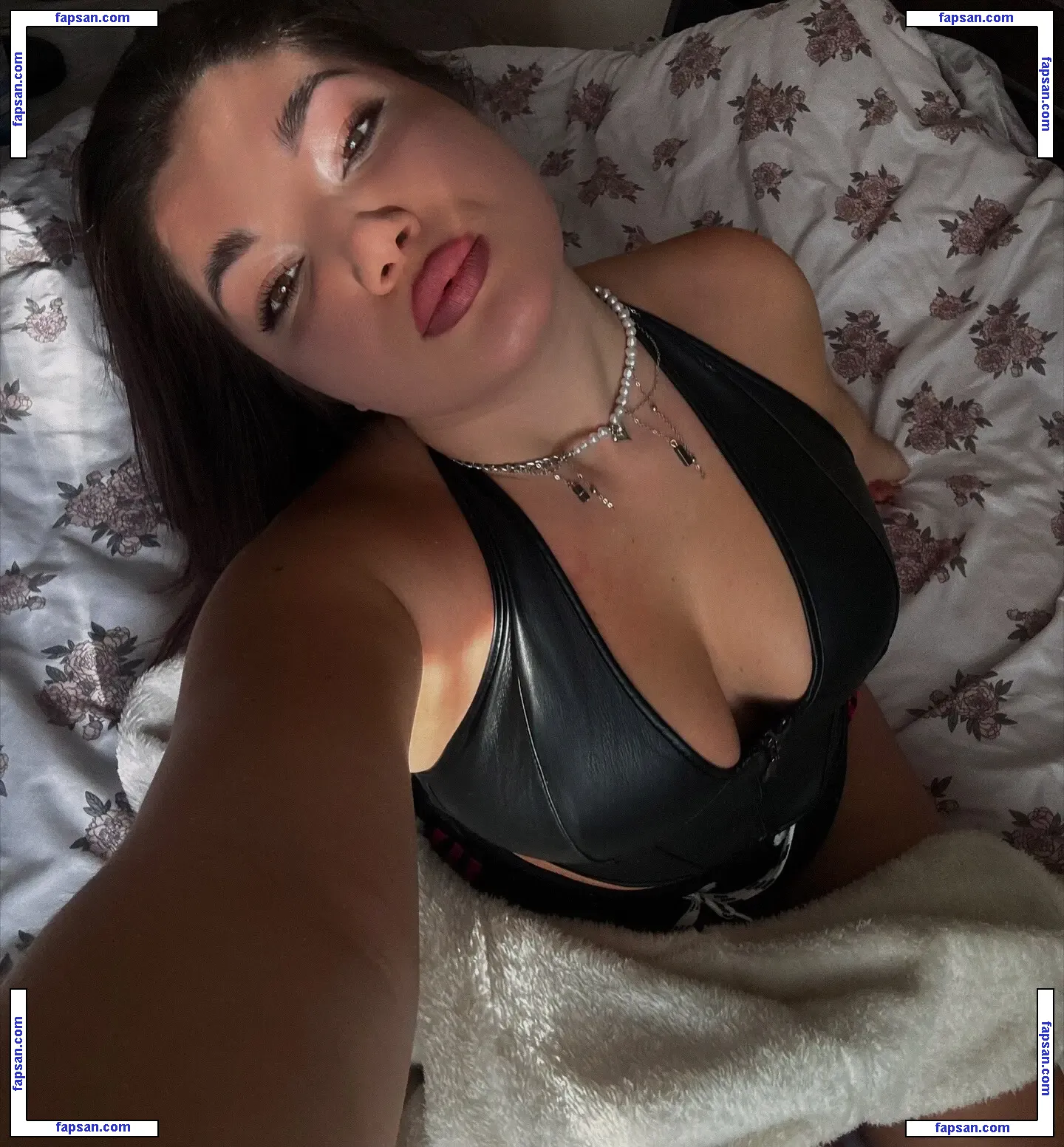 Ukraine Mega nude photo #0159 from OnlyFans