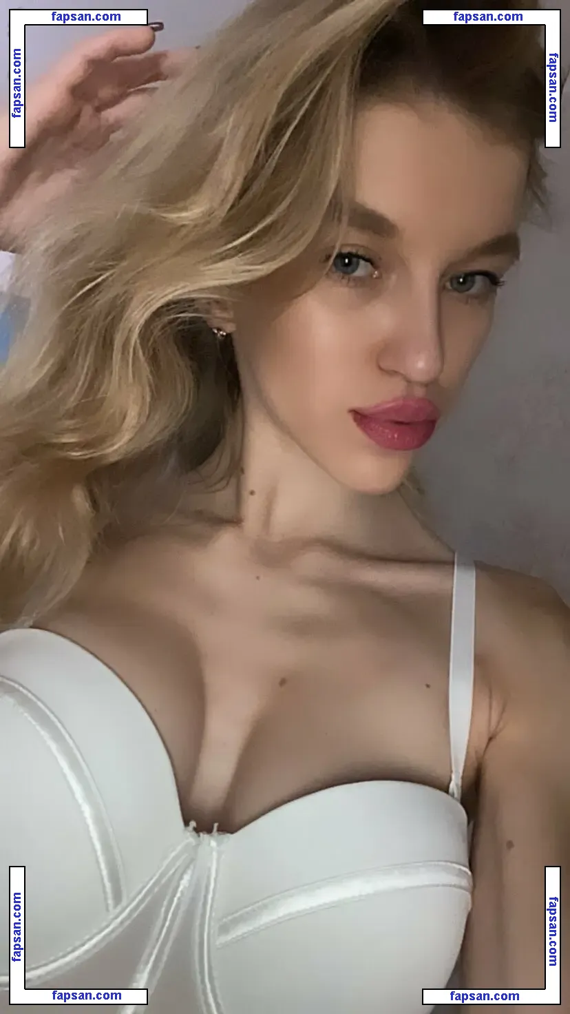 Ukraine Mega голая фото #0274 с Онлифанс