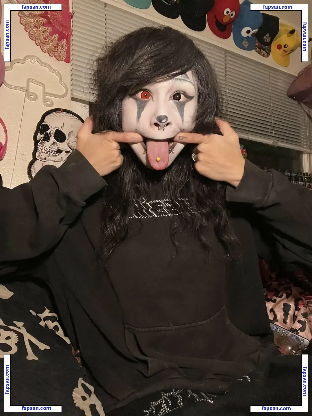 un1corngutz nude photo #0002 from OnlyFans