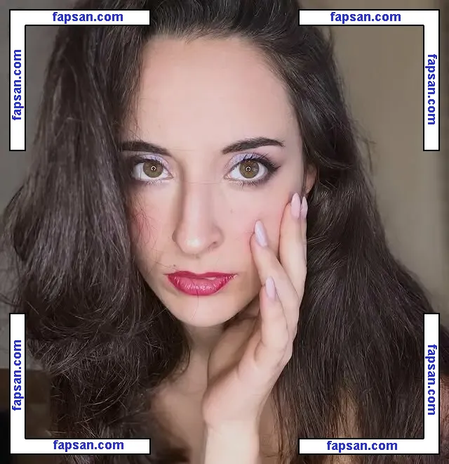 Unasemplicefra nude photo #0012 from OnlyFans